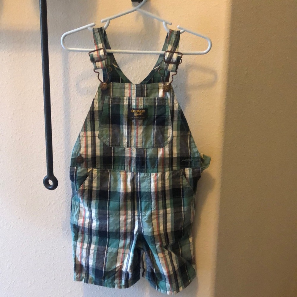 OshKosh B’Gosh overalls